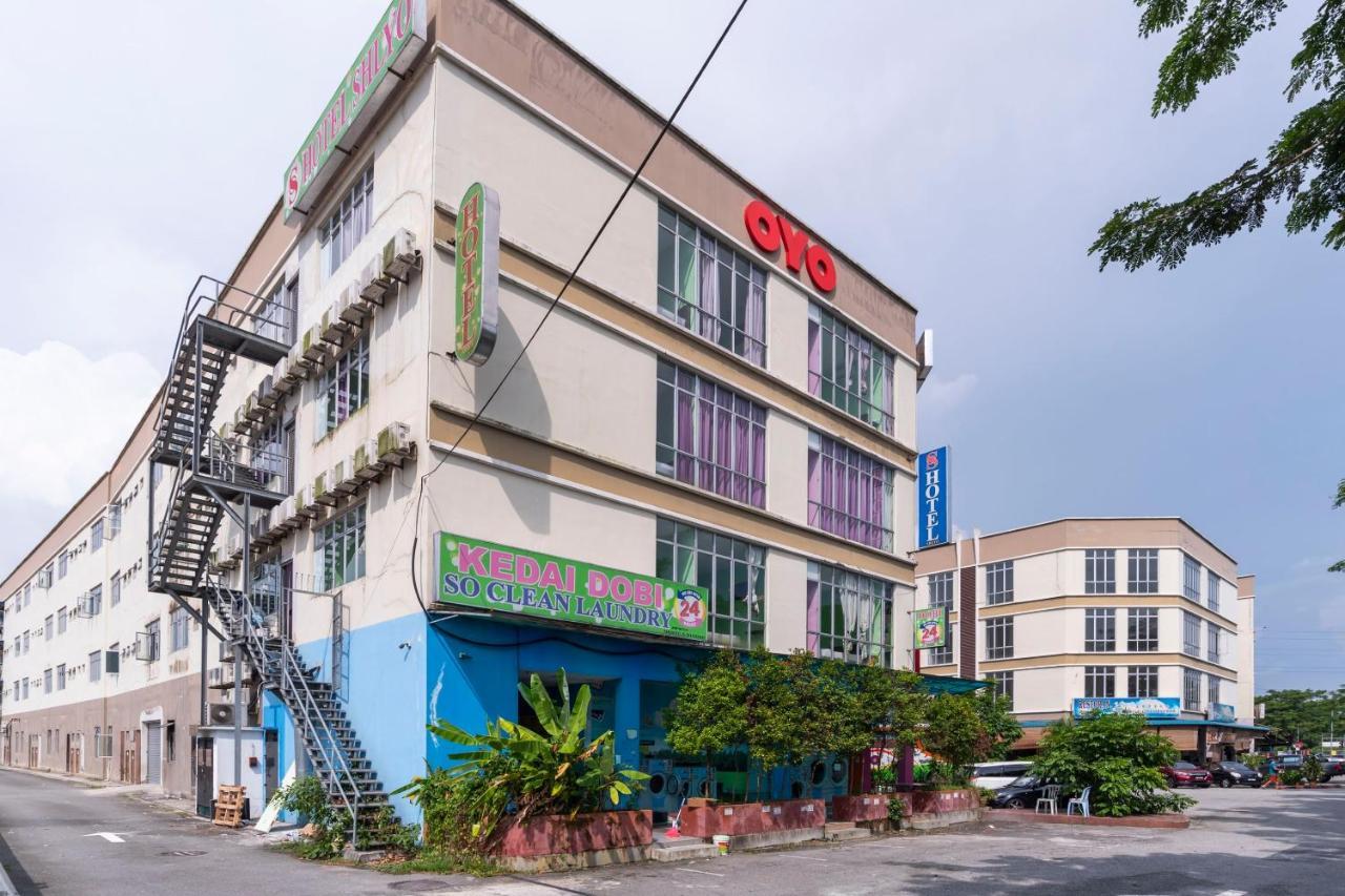Oyo 1172 Hotel Shlyo Nusajaya  Exterior foto
