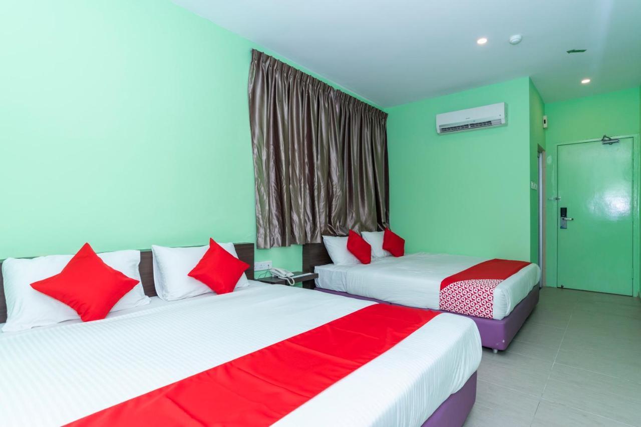 Oyo 1172 Hotel Shlyo Nusajaya  Exterior foto