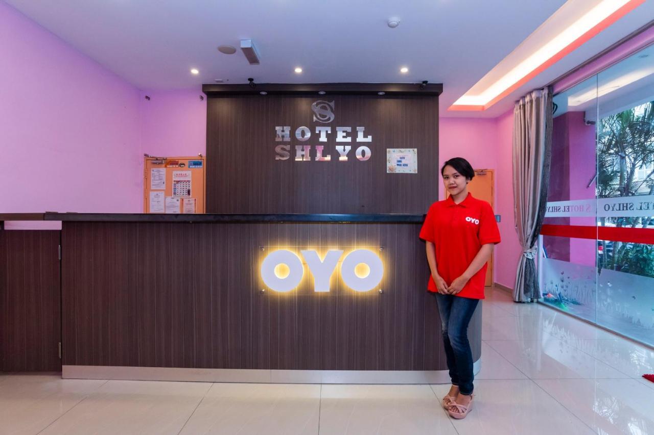 Oyo 1172 Hotel Shlyo Nusajaya  Exterior foto