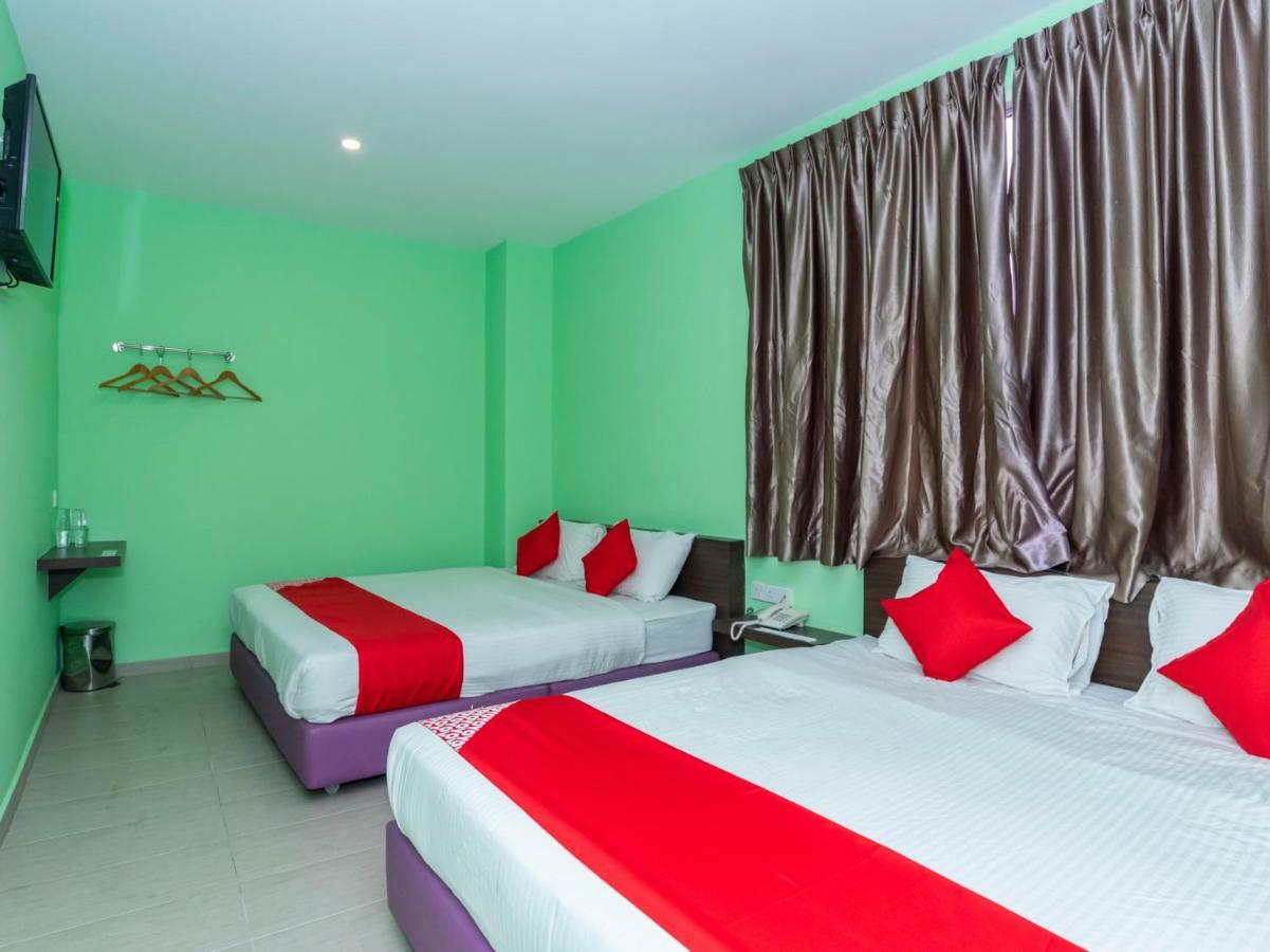 Oyo 1172 Hotel Shlyo Nusajaya  Exterior foto